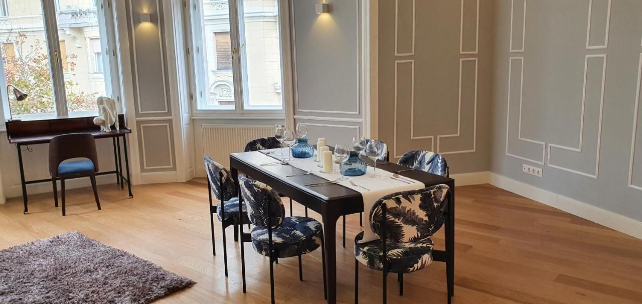 Walking Street Luxurious Huge Apartment Budapest Extérieur photo