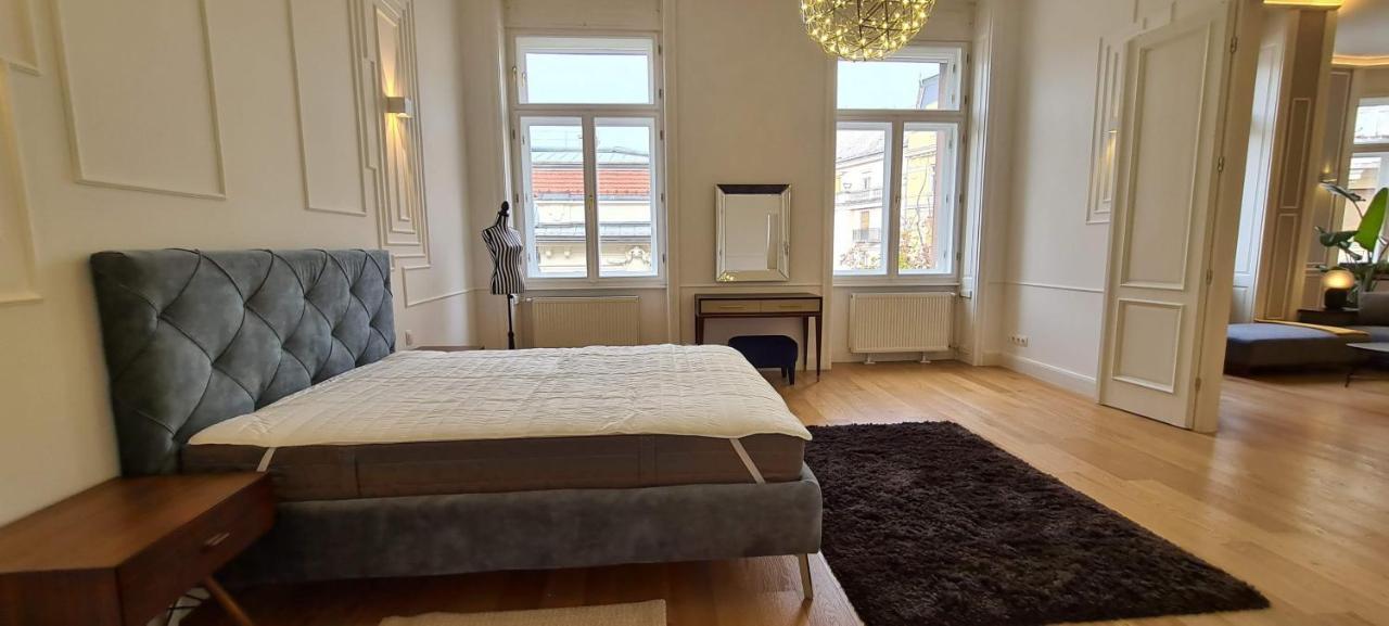 Walking Street Luxurious Huge Apartment Budapest Extérieur photo