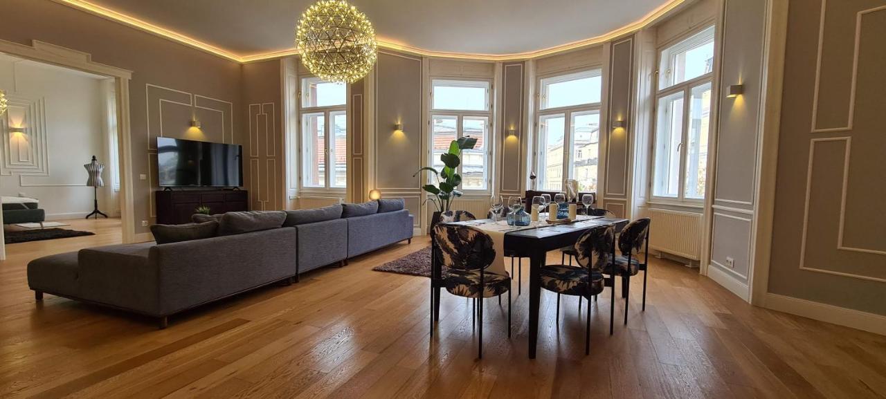 Walking Street Luxurious Huge Apartment Budapest Extérieur photo