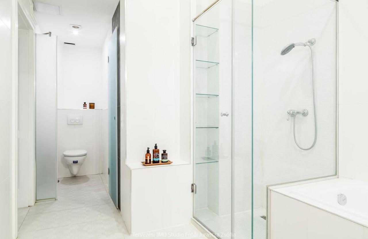 Walking Street Luxurious Huge Apartment Budapest Extérieur photo