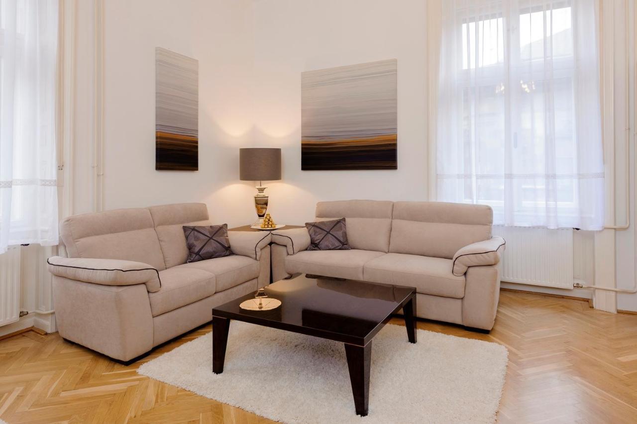 Walking Street Luxurious Huge Apartment Budapest Extérieur photo